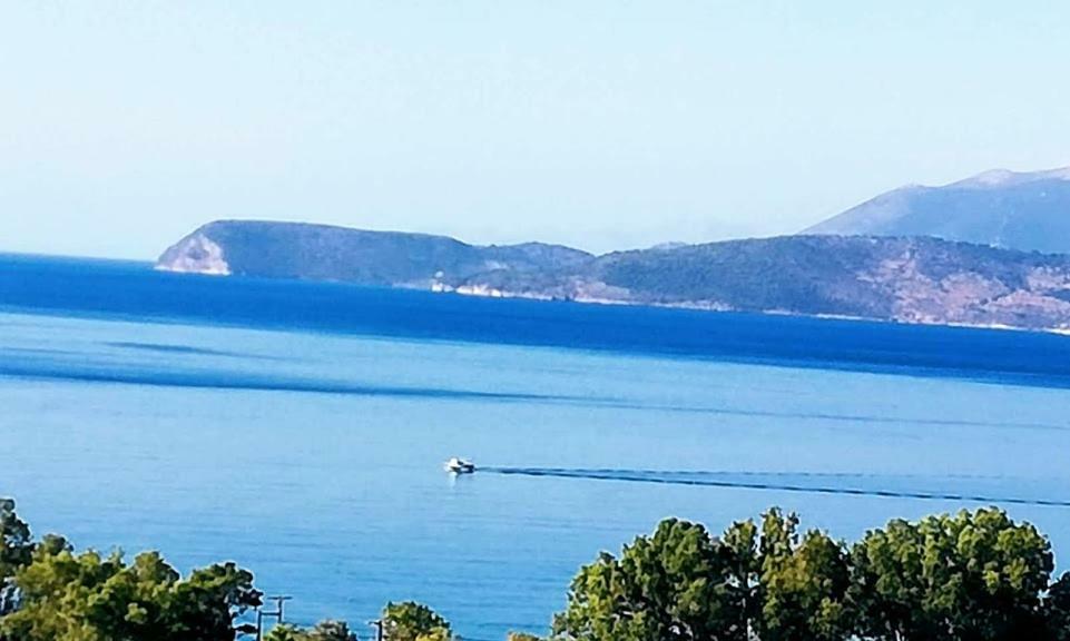 Gythio Seaside Villa Dimitrios - Panoramic View Bagian luar foto